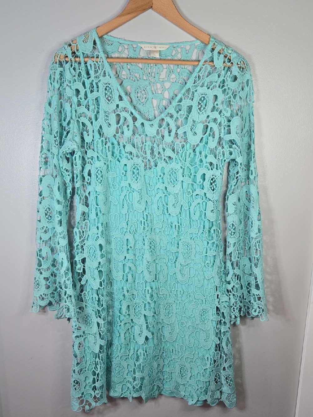 Boston Proper Size 6 Aqua Colored Crochet Bell Sleeve Boho Hippie Festival Dress